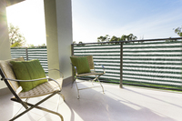 Balkonverkleidung aus HDPE-Gewebe mit Metallsen und Kordel - Farbe grn-wei